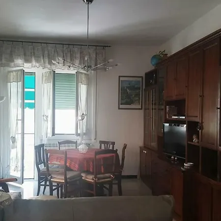 Chiara House 펜션 *