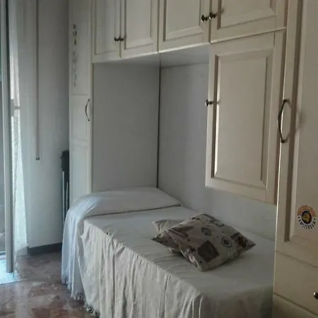 펜션 Chiara House 라팔로